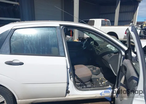 2006 Ford Focus Zx4 z USA, uszkodzony, nr VIN 1FAFP34N96W257652